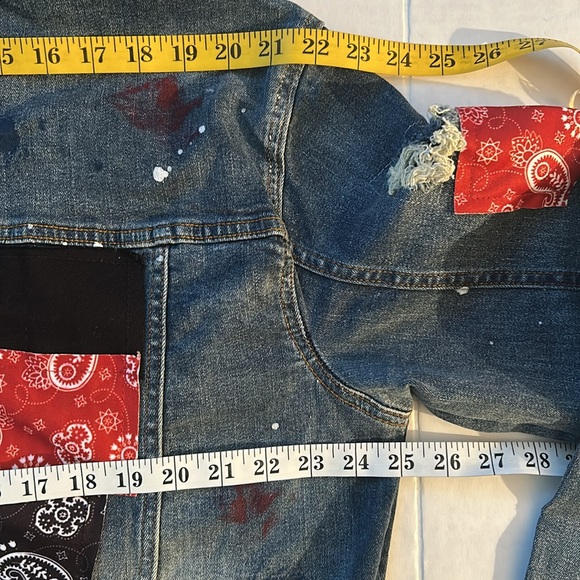 🔥SALE🔥Patchwork Bandanna Art Denim Jacket - Picture 10 of 10